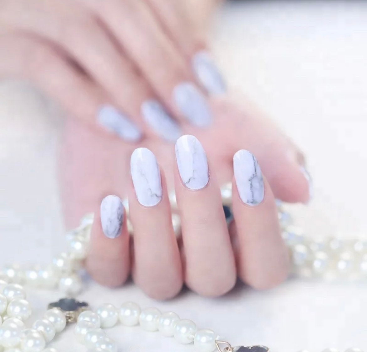 White Marble - Dry Nail Polish - Long Wear Nail Wraps