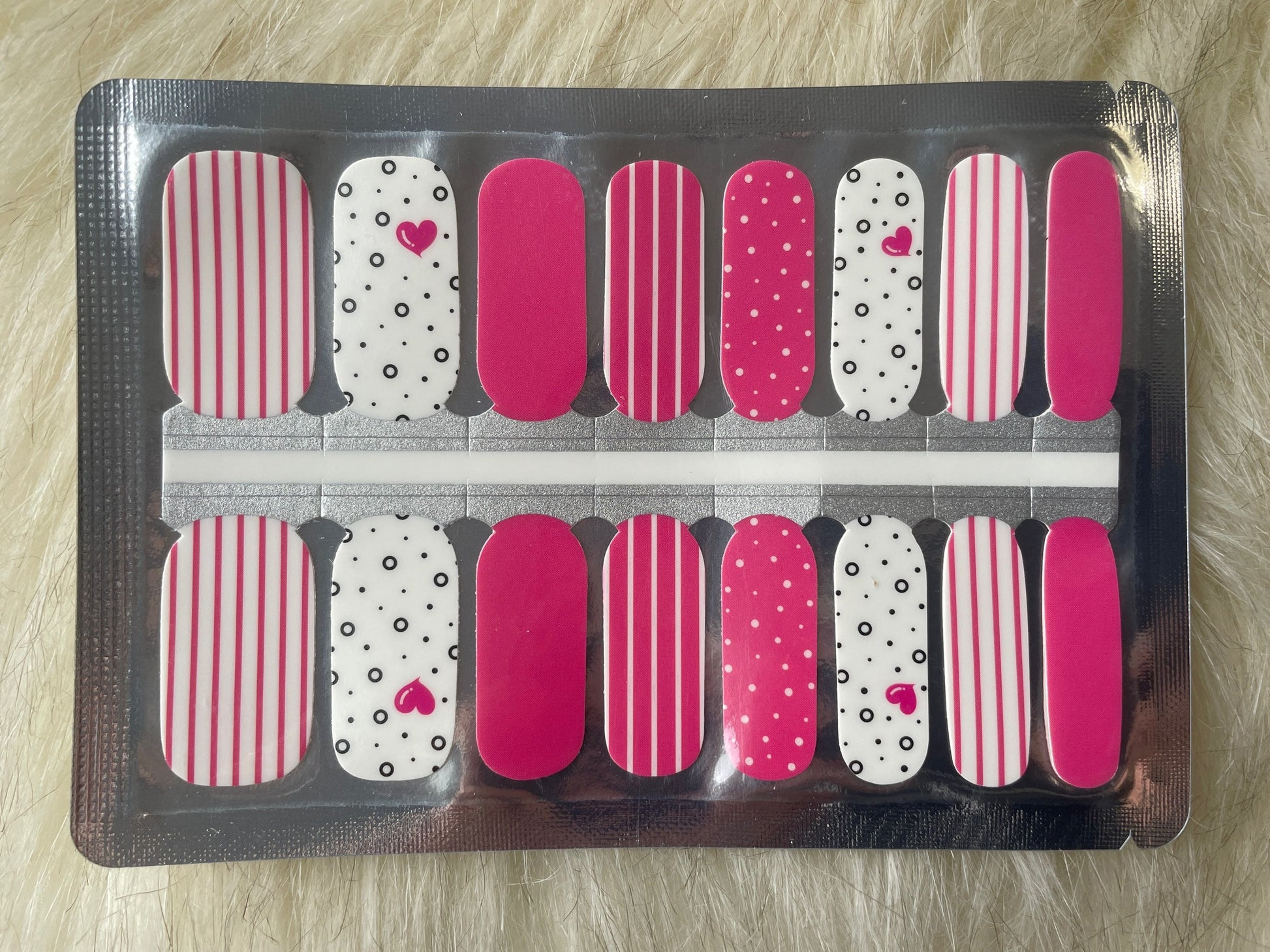 Pink Hearts - Long Lasting Nail Wraps - Nail Strips - Dry Nail Polish