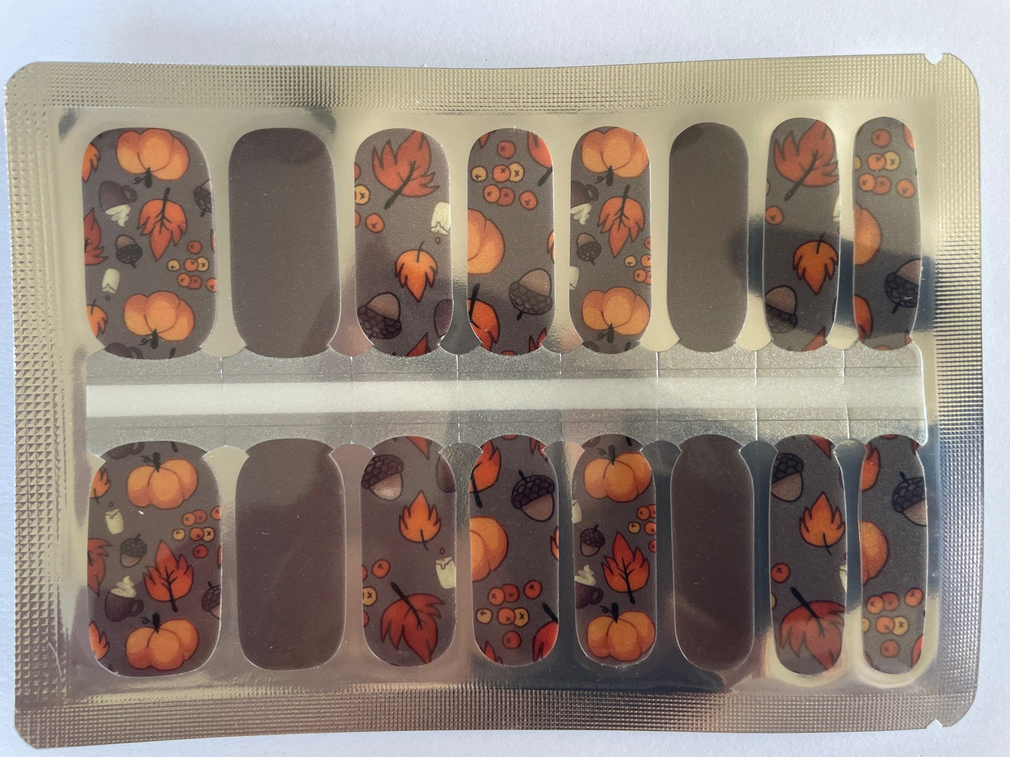 Thanksgiving - Pumpkin - Autumn - Long Lasting Nail Wraps - Nail Strips - Dry Nail Polish