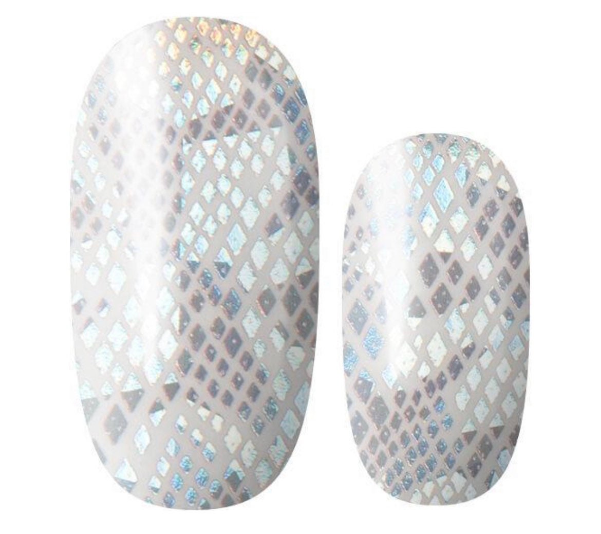 Transparent - Silver Shards - Dry Nail Polish - Long Wear Nail Wraps