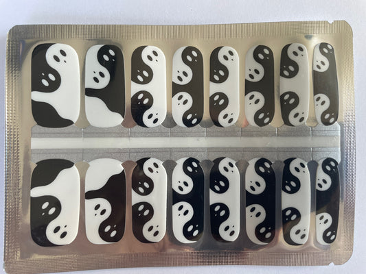 Ghosts - Yin Yang - Black and White - Nail Wrap - Nail Strip - Halloween