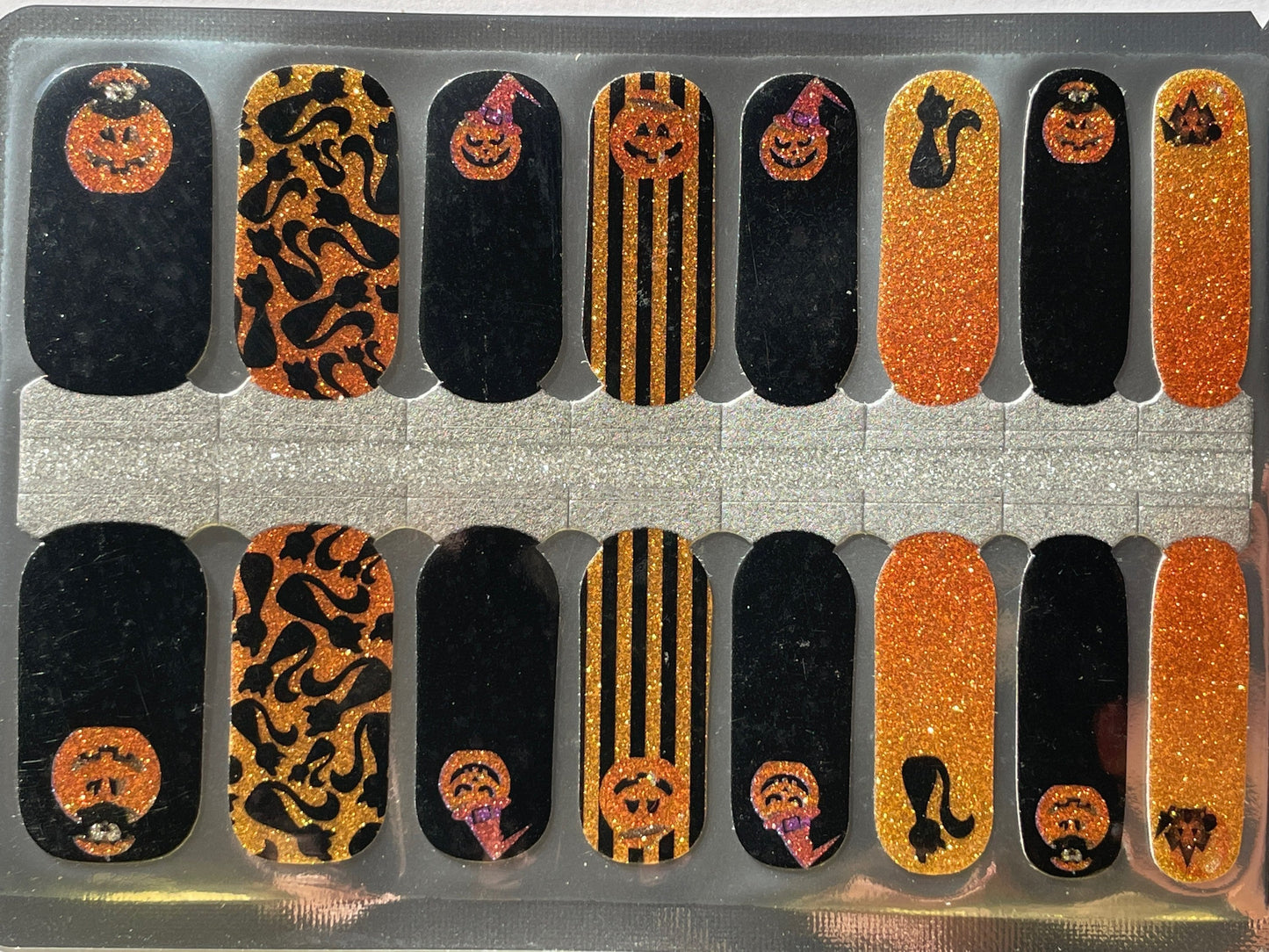 Nail Wraps - Nail Stickers - Halloween Jack-O-Lantern and Black Cats - Dry Nail Polish - Long Wear Nail Wraps