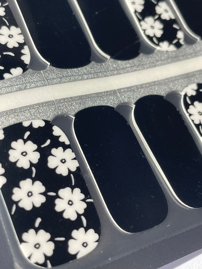 Nail Wraps - Nail Stickers - Black with White flowers - Dry Nail Polish - Long Wear Nail Wraps - Nail Polish Wraps