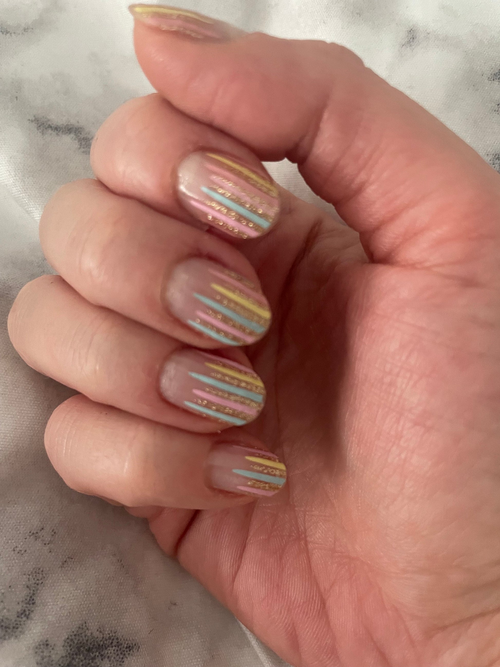 Gold glitter - Transparent pastel stripes - Pastel - Nail Wrap - Dry Nail Polish - Nail Stickers