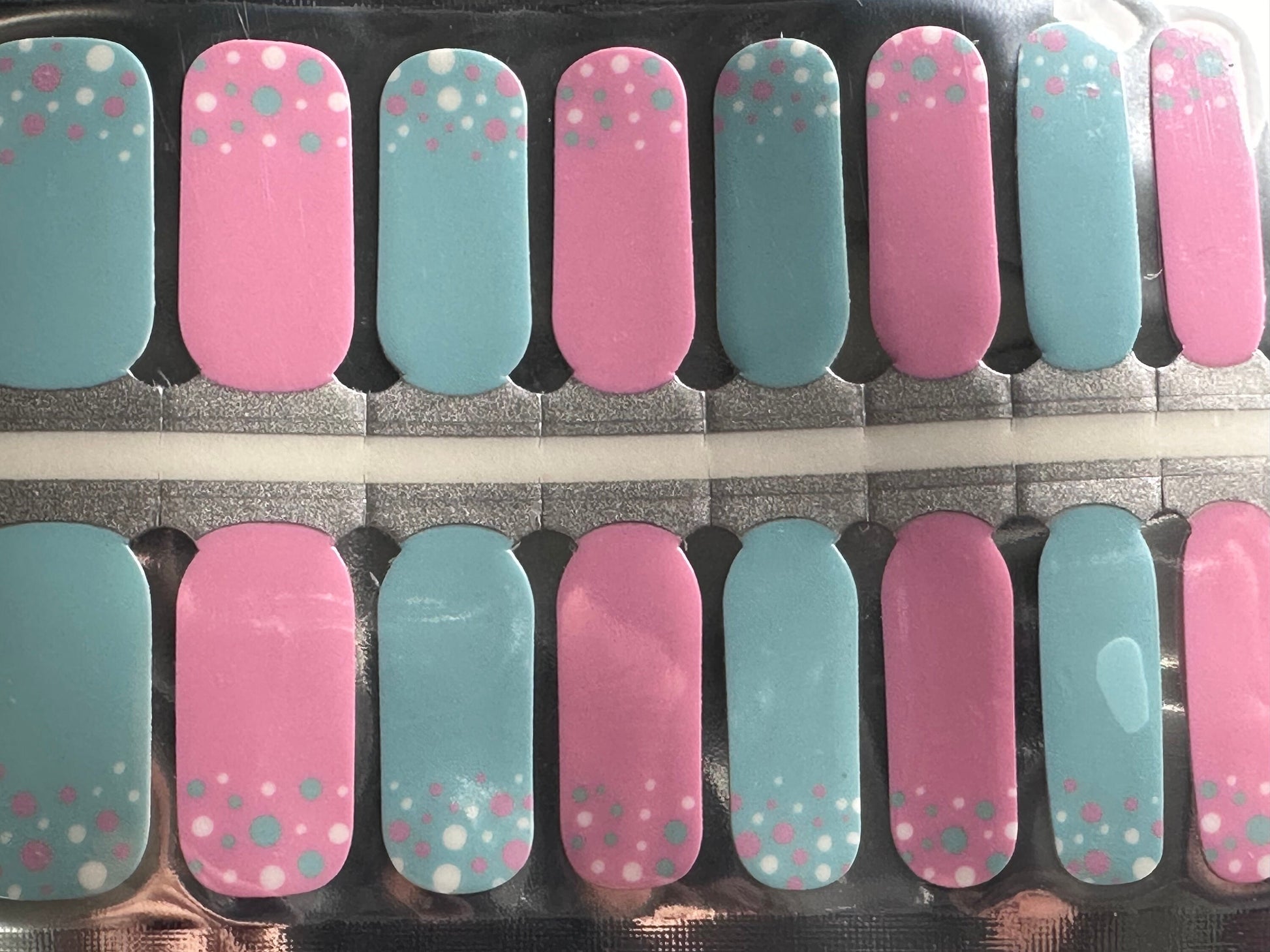 Nail Wraps - Nail Stickers - Nail Polish - Nail Decals - blue and pink pills dot - Pastel